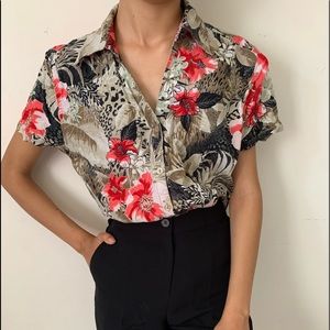 Floral tshirt for vacation